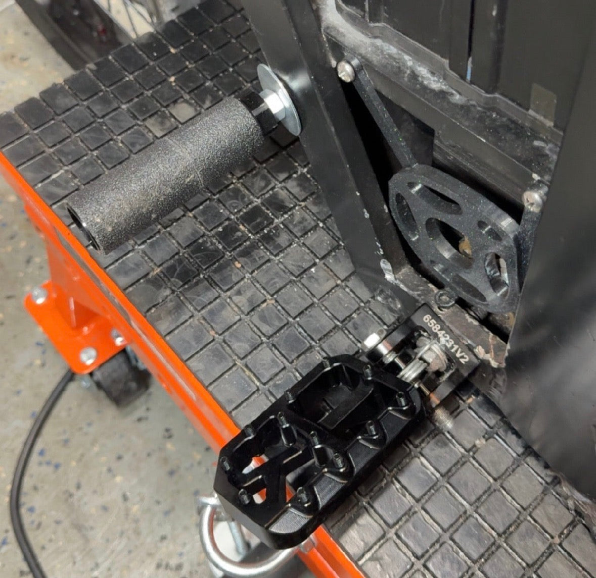 Double Sided tuttio shiftlock